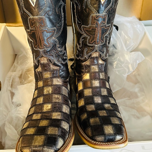 Tin Haul Gun Metal Gunslinger series Black and Brown Cowboy Boots - Picture 2 of 9